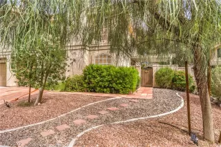 Photo #2: 2430695 Listing