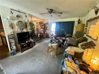 Photo #4: 2430709 Listing