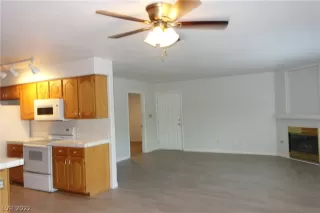 Photo #6: 2430715 Listing 