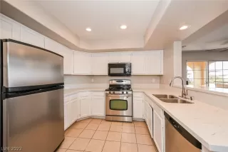 Photo #1: 2430849 Listing