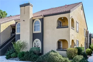 Photo #6: 2430849 Listing