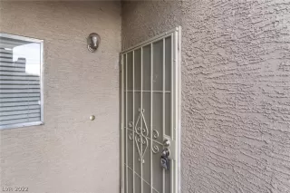 Photo #1: 2430854 Listing