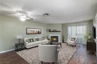 Photo #3: 2430854 Listing