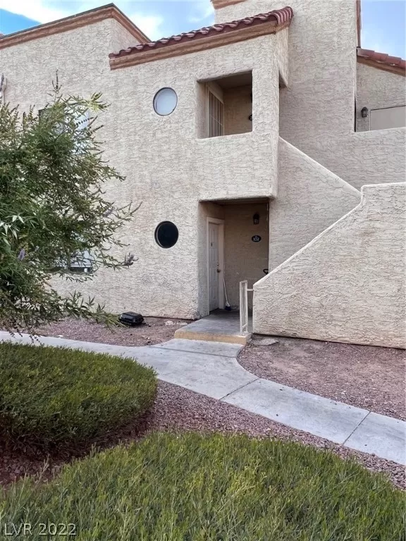 MLS: 2430870 Condo For Sale