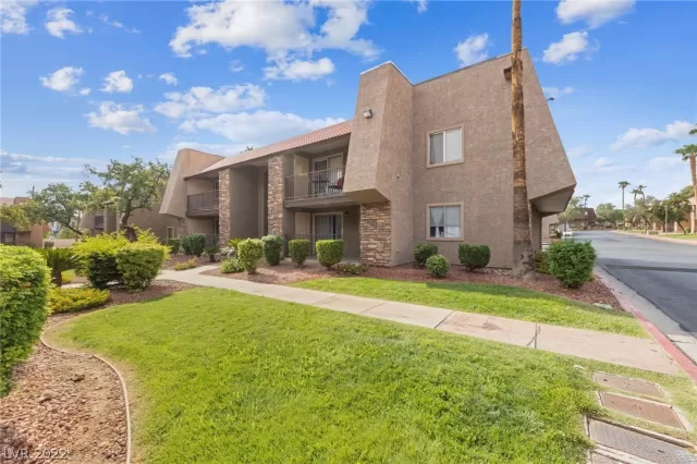 MLS: 2430976 Condo For Sale