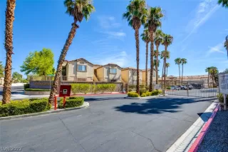 Photo #2: 2431042 Listing 