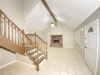 Photo #3: 2431049 Listing 