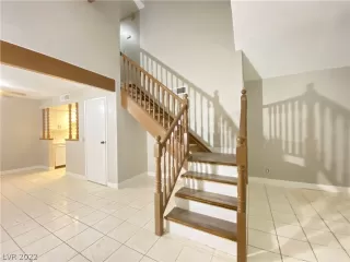 Photo #4: 2431049 Listing 