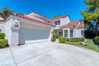 Photo #1: 2431050 Listing 