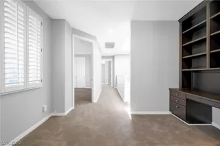 Photo #6: 2431139 Listing 