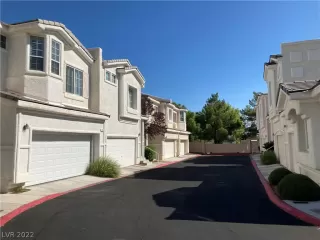 Photo #2: 2431155 Listing 