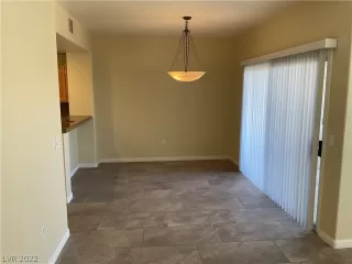 Photo #3: 2431175 Listing 