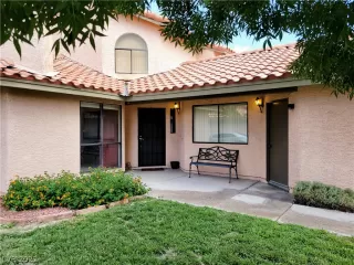 Photo #2: 2431216 Listing 