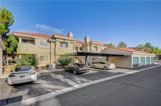 Photo #1: 2431222 Listing