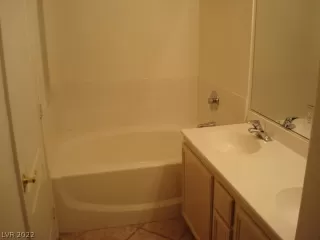 Photo #2: 2431234 Listing 