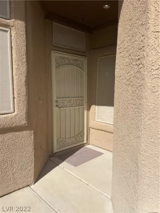 Photo #2: 2431236 Listing