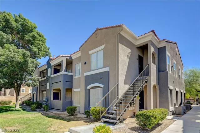 MLS: 2431252 Condo For Sale