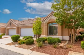 Photo #1: 2431313 Listing