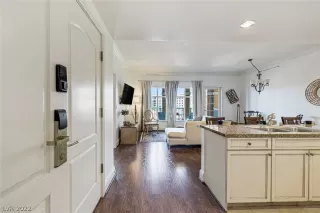 Photo #1: 2431315 Listing