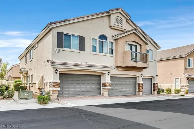 MLS: 2431372 Condo For Sale