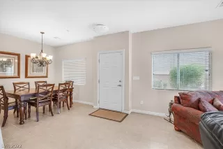 Photo #2: 2431372 Listing