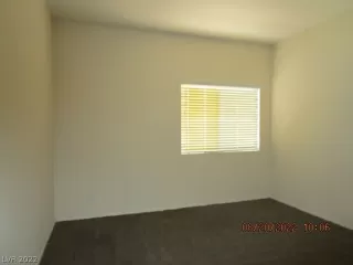 Photo #2: 2431375 Listing 