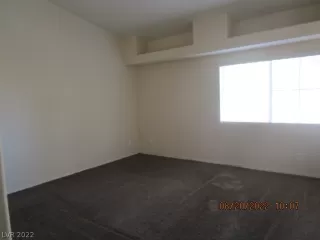 Photo #5: 2431375 Listing 