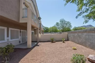 Photo #4: 2431425 Listing