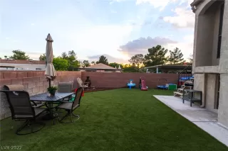 Photo #1: 2431515 Listing 