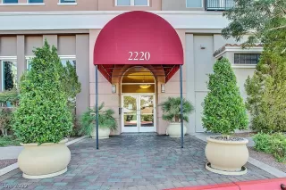 Photo #1: 2431540 Listing 