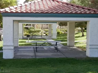 Photo #1: 2431558 Listing 