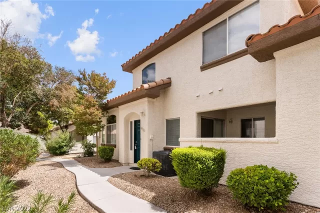 MLS: 2431559 Condo For Sale