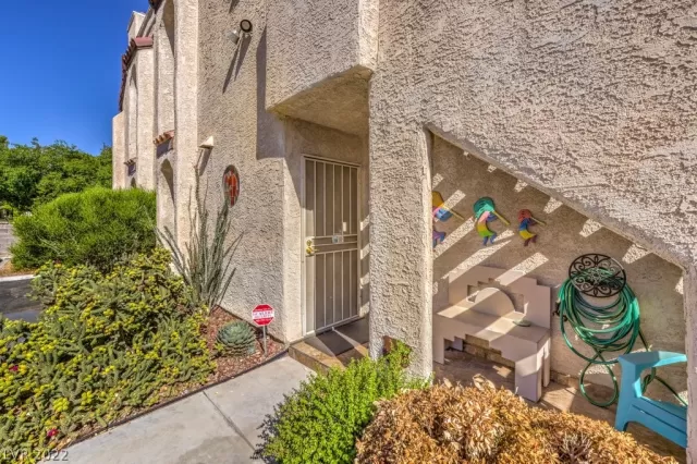 MLS: 2431582 Condo For Sale