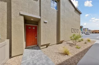 Photo #2: 2431606 Listing 