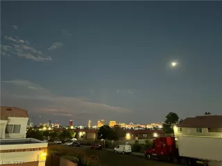 Photo #1: 2431659 Listing