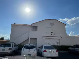 Photo #2: 2431659 Listing