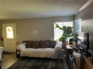 Photo #3: 2431691 Listing 