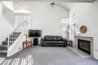 Photo #3: 2431696 Listing 