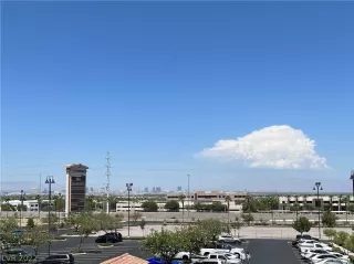 Photo #5: 2431704 Listing 