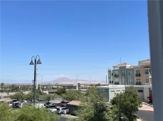 Photo #6: 2431704 Listing 