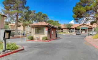 Photo #2: 2431735 Listing 