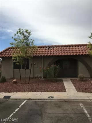 Photo #1: 2431835 Listing 