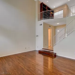 Photo #3: 2431865 Listing 