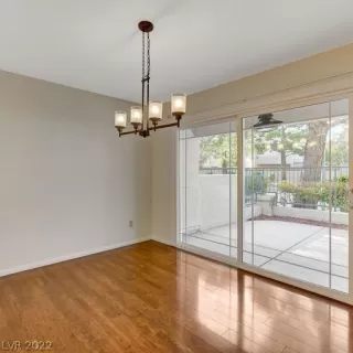 Photo #5: 2431865 Listing 