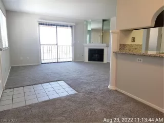 Photo #6: 2431897 Listing 