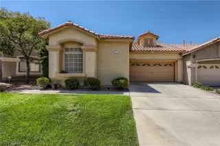 Photo #1: 2431947 Listing 