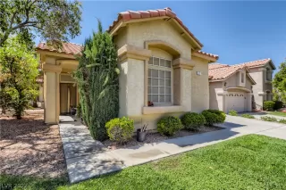 Photo #2: 2431947 Listing 