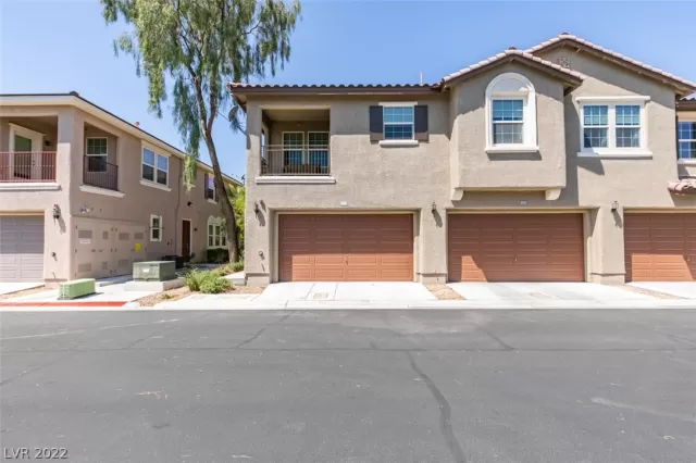 MLS: 2431968 Condo For Sale