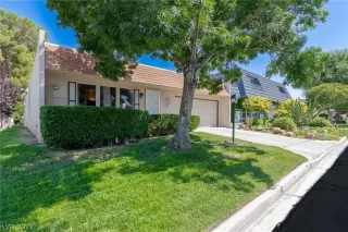 Photo #1: 2431995 Listing