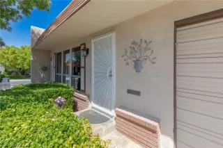 Photo #3: 2431995 Listing